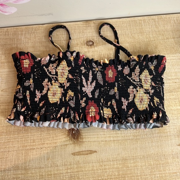 Chelsea & Violet Swimsuit - Picture 5 of 5